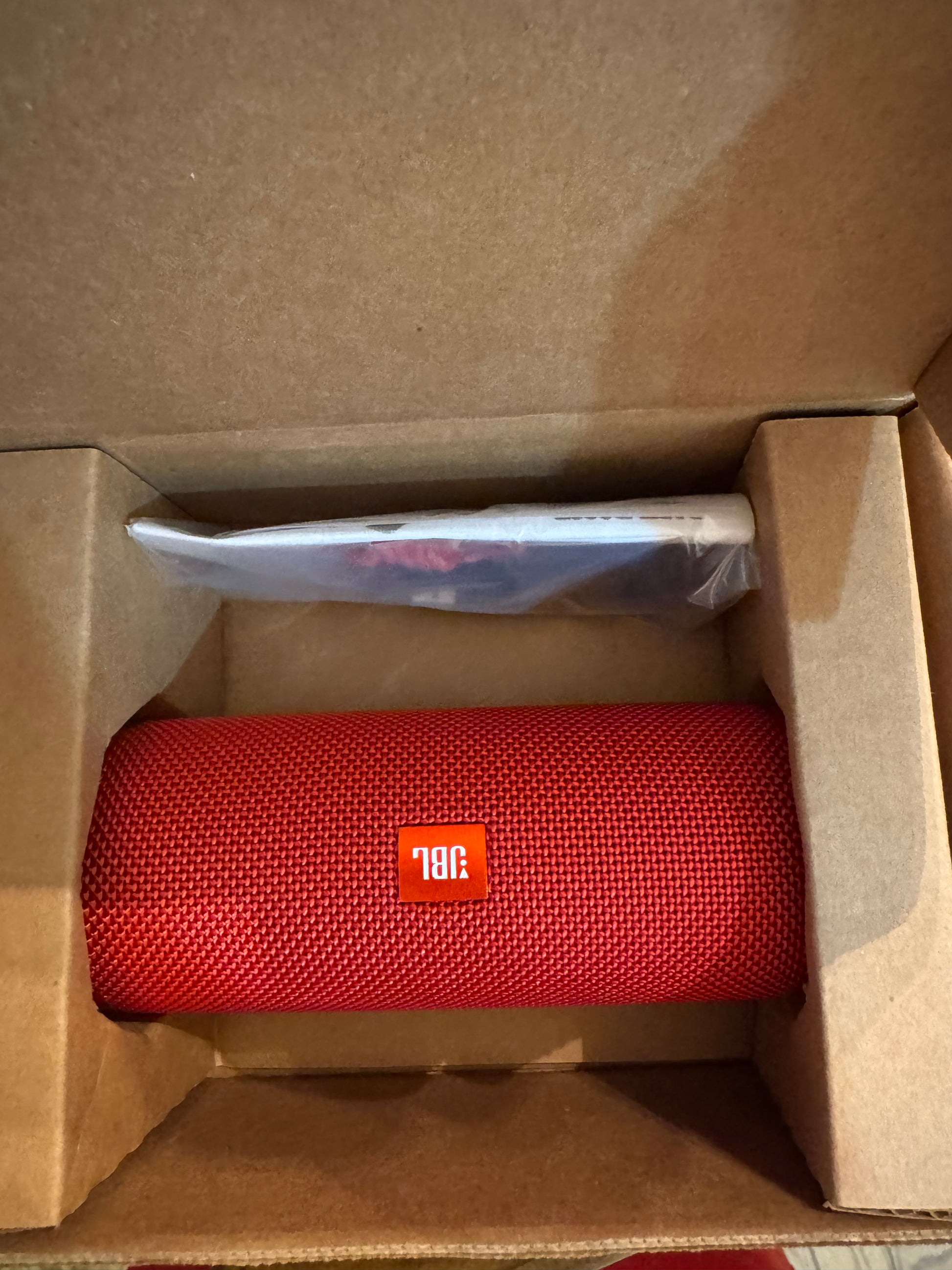 JBL Flip 5 Portable Waterproof Speaker - Fiesta Red